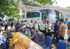 Operasi-Keselamatan-Semeru-Polres-Malang-Gelar-Ramp-Check-dan-Tes-Urine-Awak-Bus