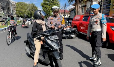 Polres-Lumajang-Sosialisasi-Operasi-Keselamatan-Semeru-2026-Ajak-Masyarakat-Berbudaya-Tertib