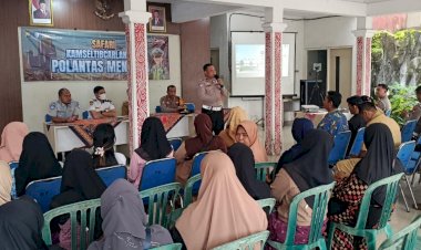Polantas-Menyapa--Polres-Jember-Gelar-Safari-Kamseltibcar-Lantas-Sosialisasikan-Jalur-Blackspot