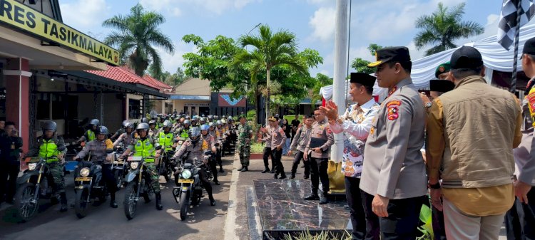 Wujudkan Pemilu Damai, Kaops Nusantara Cooling System Tebar 1.500 Paket Sembako di Tasikmalaya