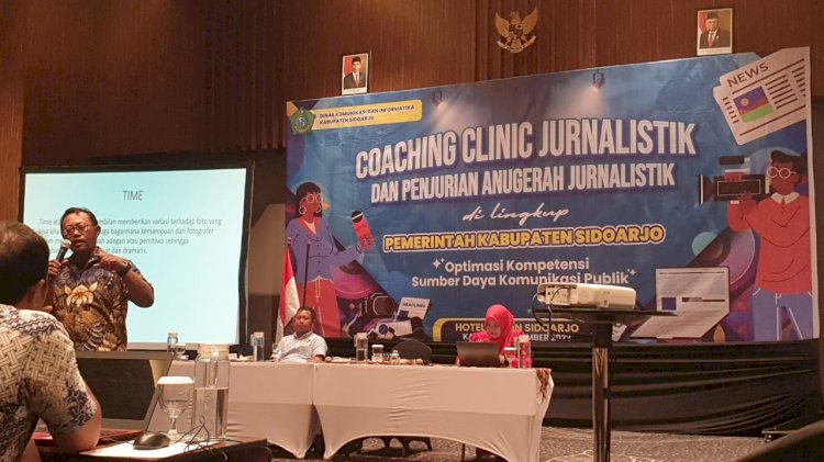 Personel Humas Polresta Sidoarjo Hadiri Coaching Clinic Jurnalistik dan Penjurian Anugerah Jurnalistik yang Diselenggarakan Dinas Kominfo Sidoarjo