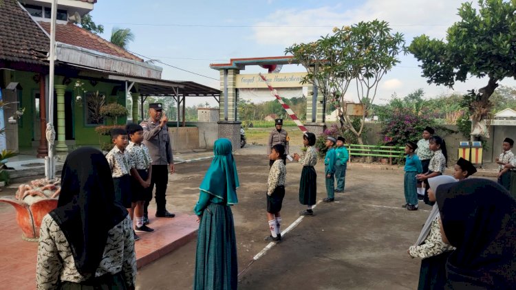 Sosialisasikan Stop Bullying Polres Blitar Blusukan ke Sekolah