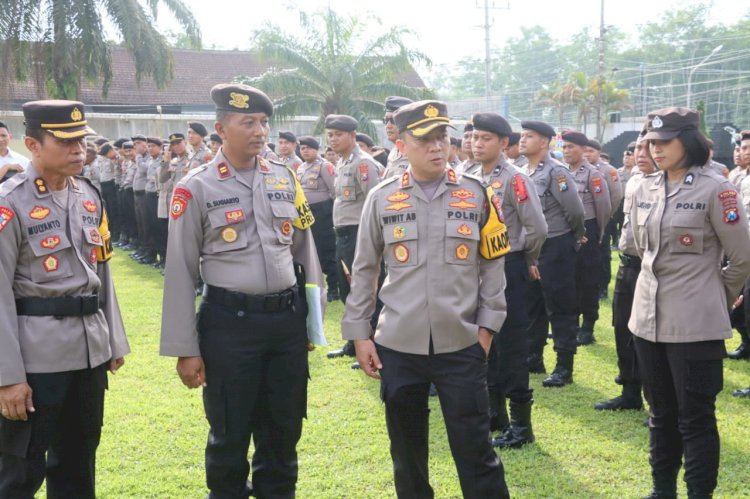 Kapolres Blitar Cek Kompi Dalmas Pastikan Kesiapan Personel Pengamanan Pemilu 2024