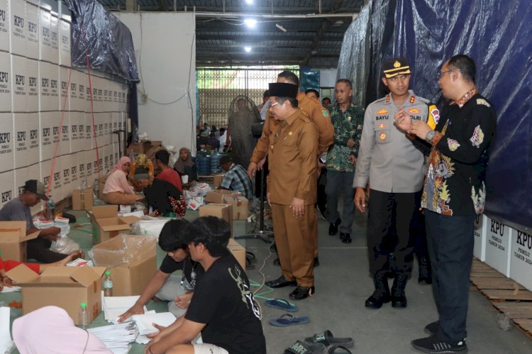 Pastikan Logistik Pemilu Aman, Kapolres Pasuruan bersama Forkopimda Tinjau Gudang Logistik