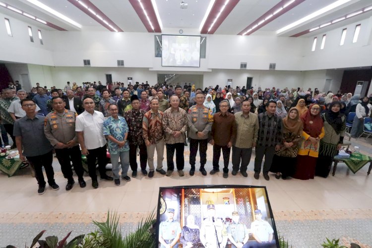 Bersama Civitas UM Surabaya, Kapolda Jatim Komitmen Wujudkan Pemilu 2024 Damai dan Kondusif