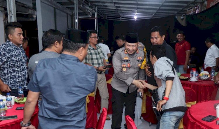 Wujudkan Kamtibmas Pasca Pemilu 2024, Kapolres Pasuruan Gelar Cangkrukan Bersama Awak Media