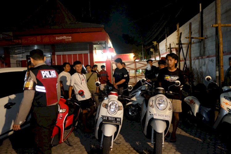 Cegah Perang Sarung Berulang, Polres Blitar Kota Lakukan Patroli Amankan 11 Remaja