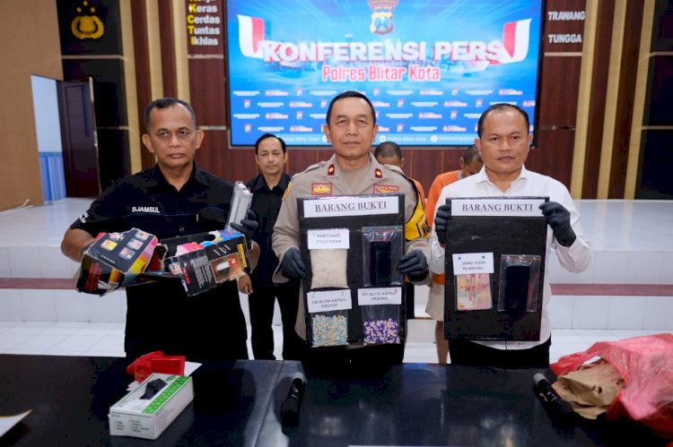 Polres Blitar Kota Berhasil Ungkap Kasus Peredaran Sabu dan Ekstasi Senilai 1,5 M