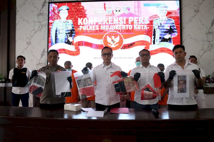 Polres Mojokerto Kota Ungkap Judol, Amankan 5 Penjual Chip